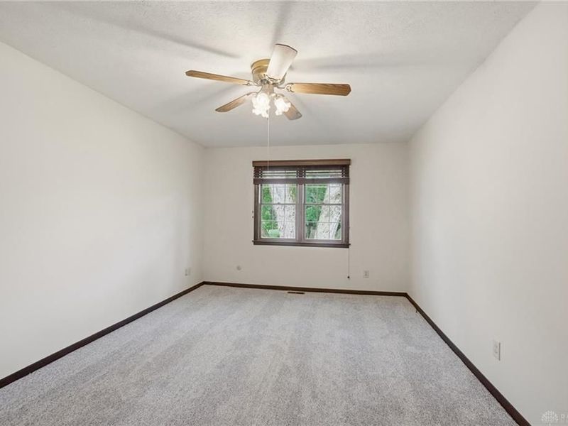 680 Carlsbrook Drive, Beavercreek, OH 45434 Photo 10