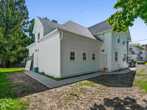 521 Warren Street, Unit 4, Albany, NY 12208