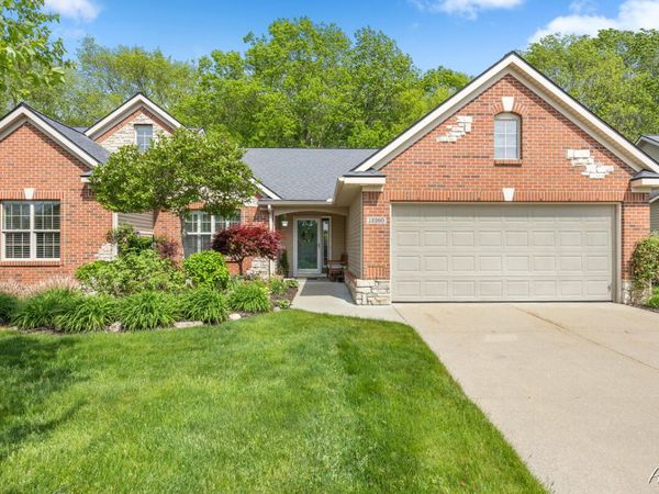 12260 Aleigha Drive NW, Grand Rapids, MI 49534