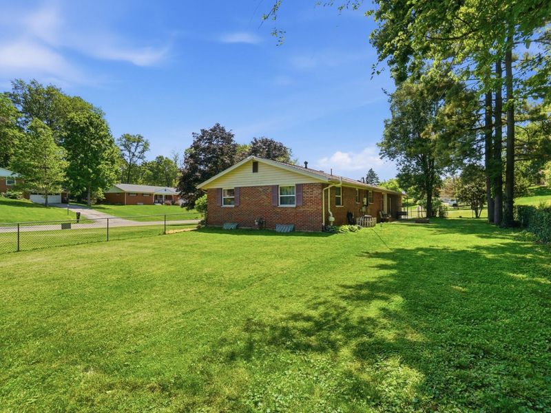 2627 Marinette Drive, Springfield, OH 45503 Photo 61