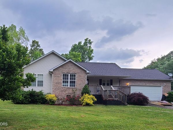 505 Yuchi Drive, Crossville, TN 38572