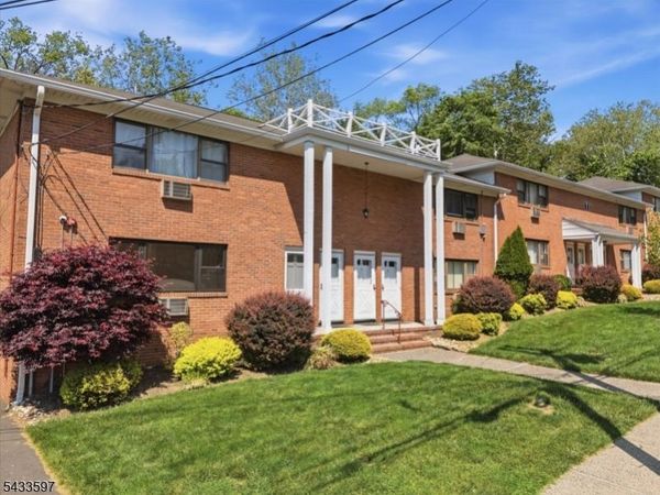 7 Colonial Drive, Little Falls, NJ 07424