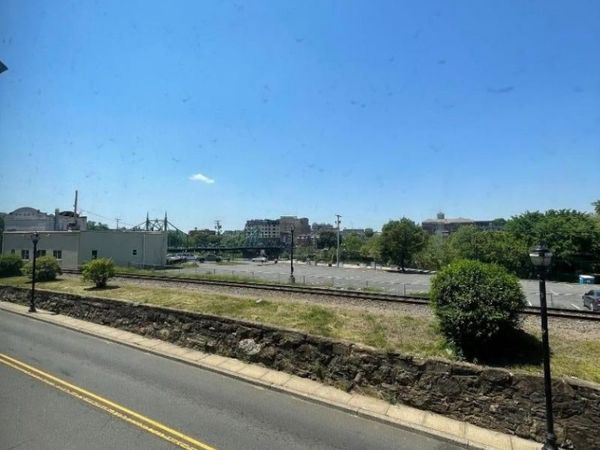 22 N Main St, Phillipsburg, NJ 08865