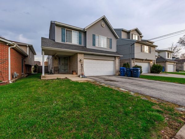 3022 141st Place , Blue Island, IL 60406