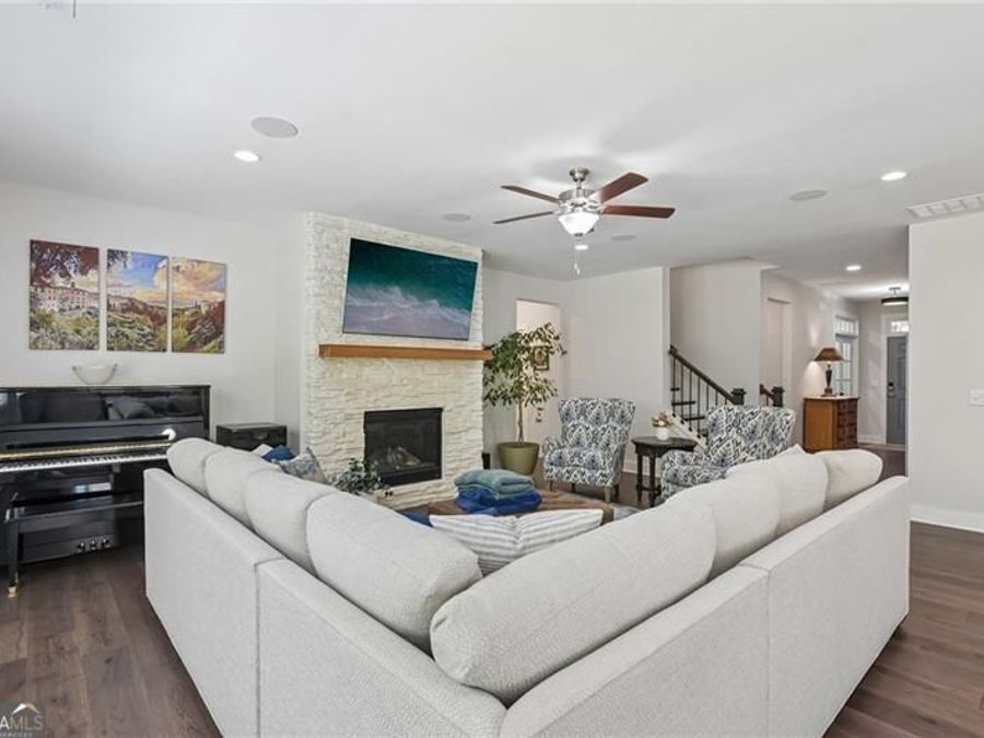 Property Image 12