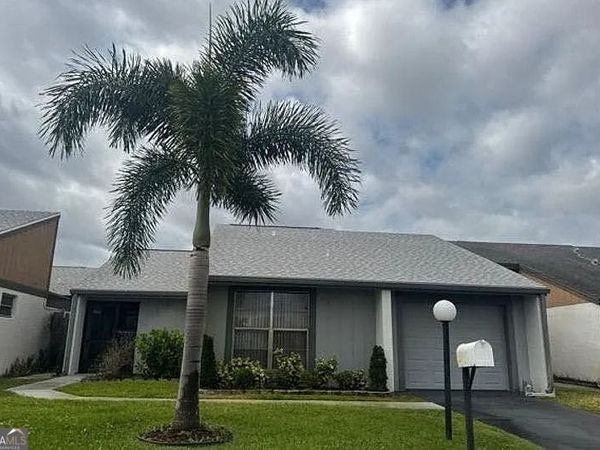 9801 Maplecrest Circle, Lehigh Acres, FL 33936