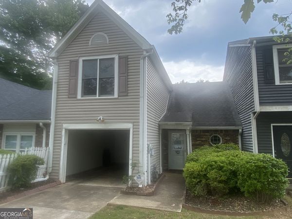 384 Lakeridge Court, Riverdale, GA 30274