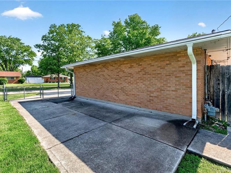2416 Stop 8 Road, Dayton, OH 45414 Photo 33