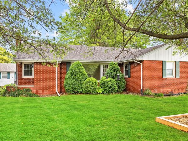 811 Carle Street, Knoxville, IA 50138