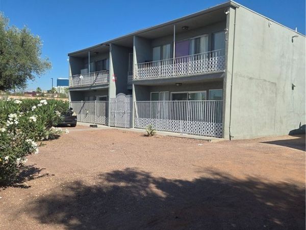 1388 E Desert Inn Road , Unit 2, Las Vegas, NV 89169