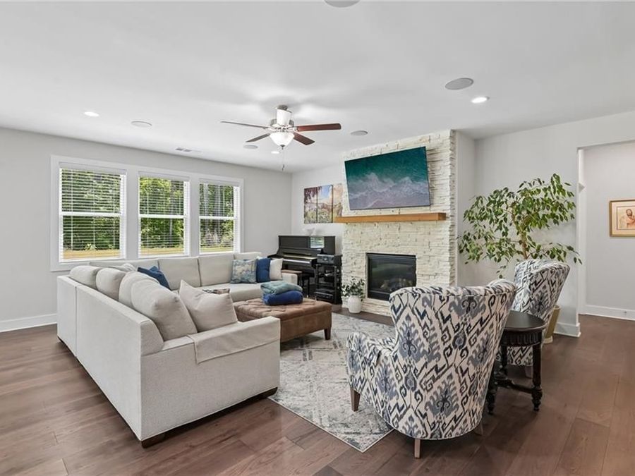 Property Image 11
