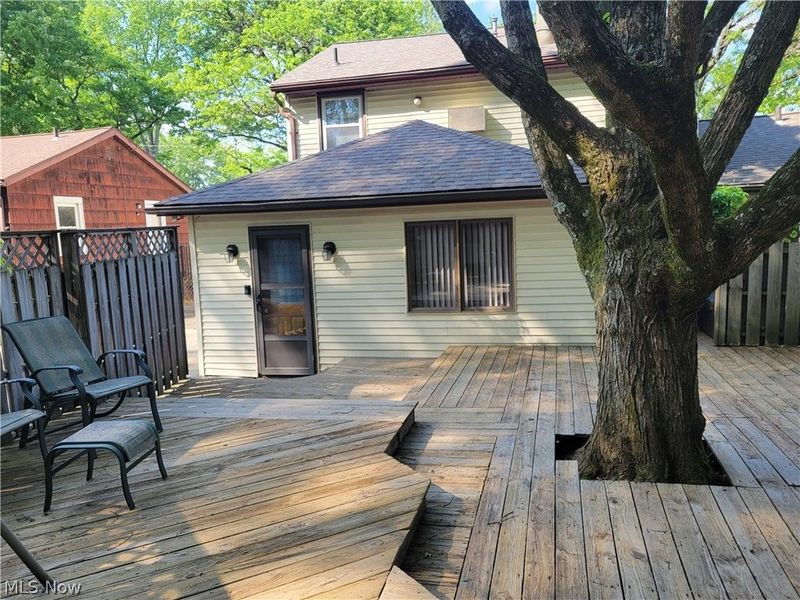 612 Cuyahoga Street, Kent, OH 44240 Photo 3