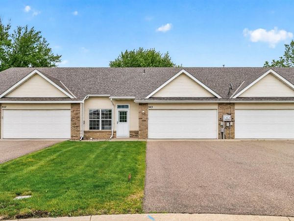 343 Appleblossom Lane E, Shakopee, MN 55379