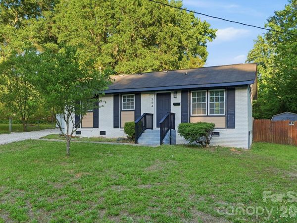 364 Leafmore Drive, Charlotte, NC 28213