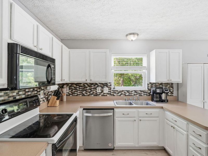 2966 Gratz Ridge Road, Grove City, OH 43123 Photo 7