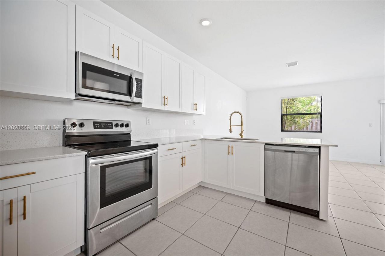11945 SW 245th Ter , Homestead, FL 33032 Photo