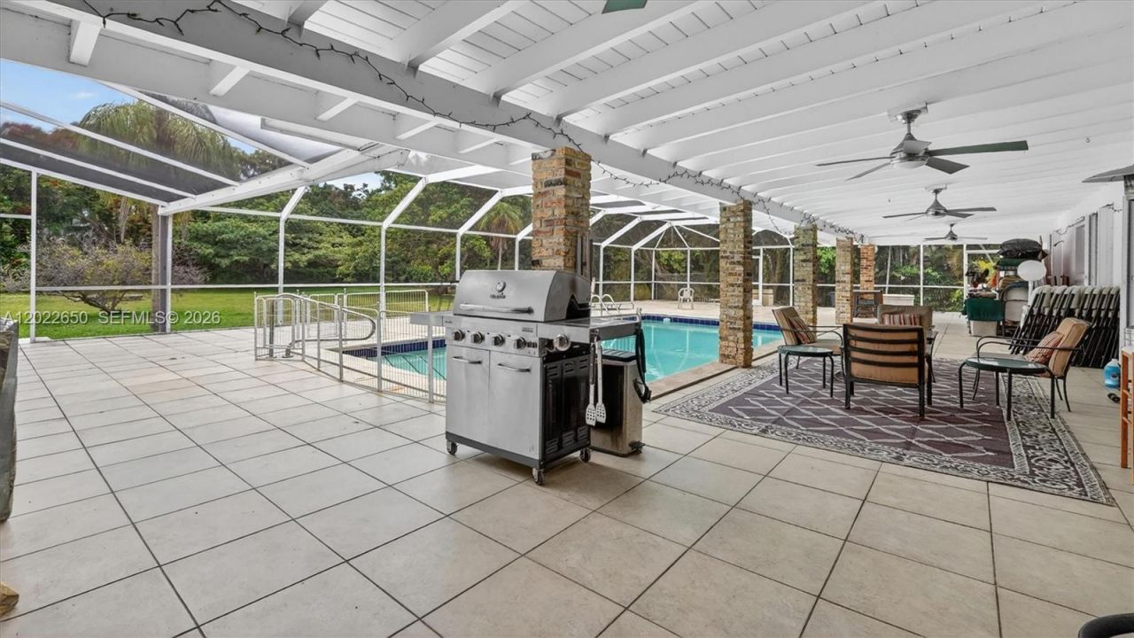 11651 SW 64th Ave, Pinecrest, FL 33156 Photo