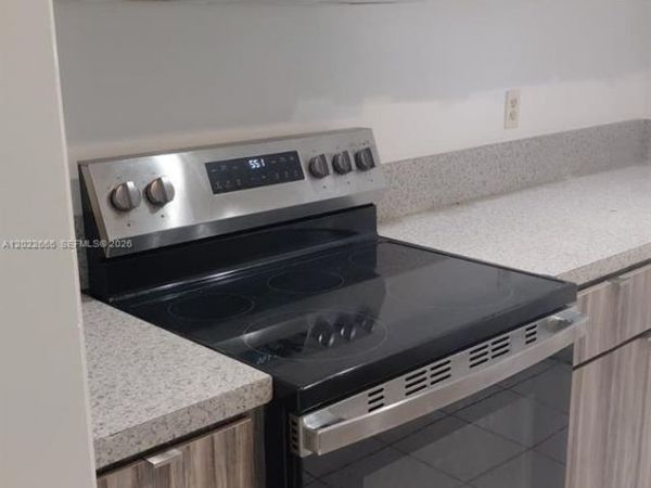 5420 NW 11th St , Unit 307, Plantation, FL 33313