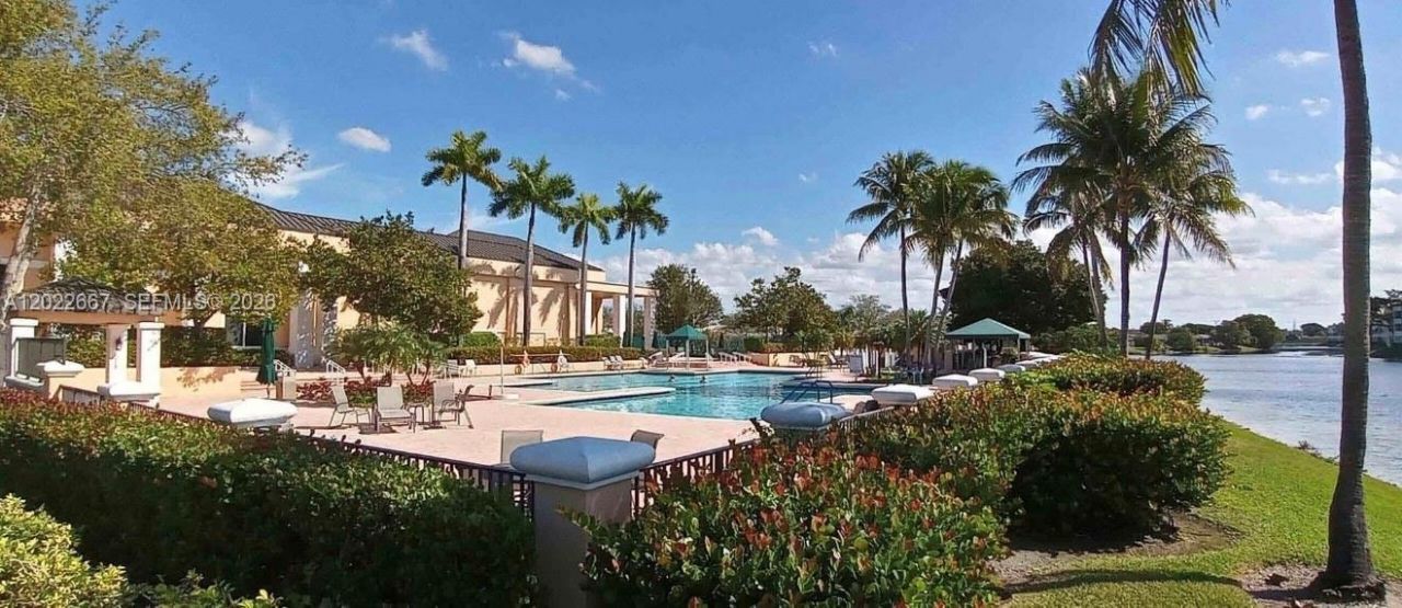 7857 Ashmont Cir , Unit 213, Tamarac, FL 33321 Photo