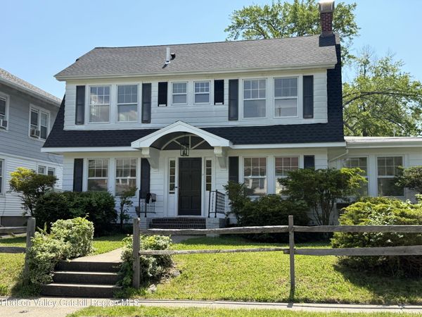 2 Jenkins Parkway, Hudson, NY 12534