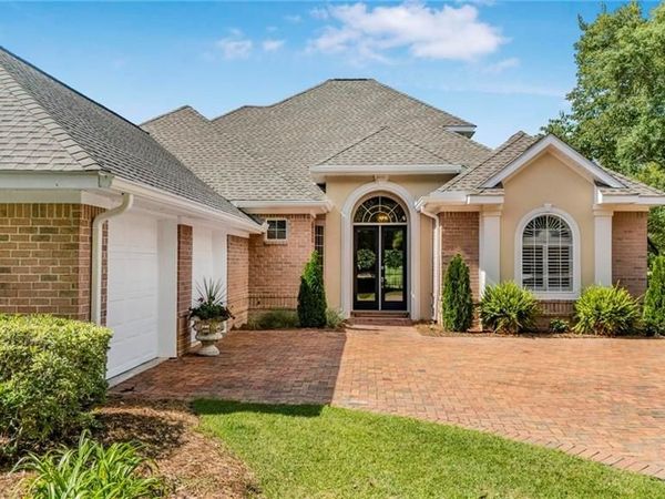 305 Peninsula Boulevard, Gulf Shores, AL 36542