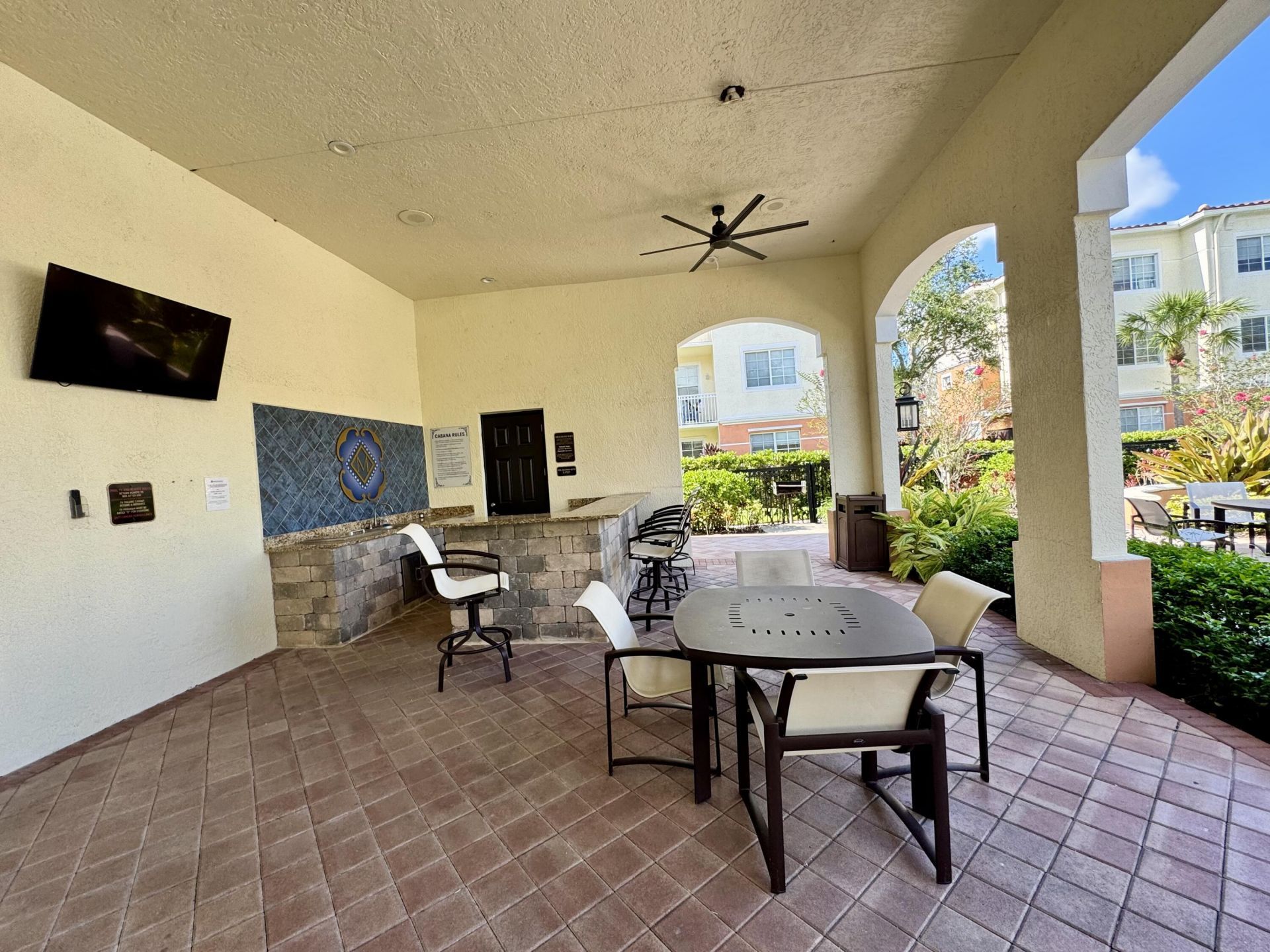 9857 Baywinds, Unit 9210, West Palm Beach, FL 33411 Photo