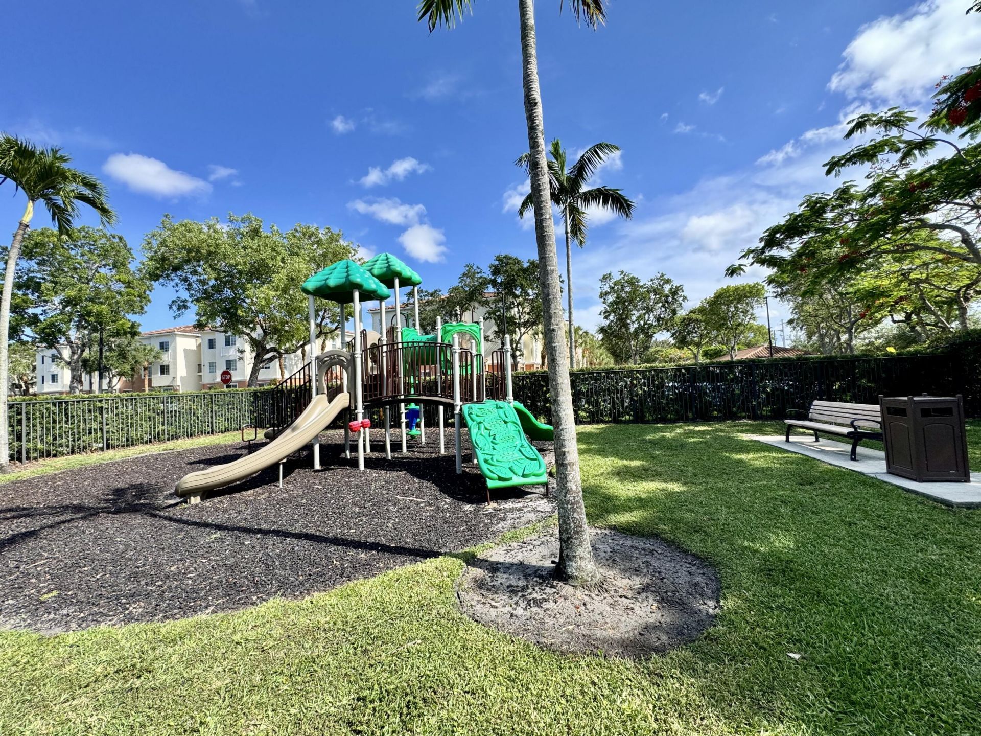9857 Baywinds, Unit 9210, West Palm Beach, FL 33411 Photo