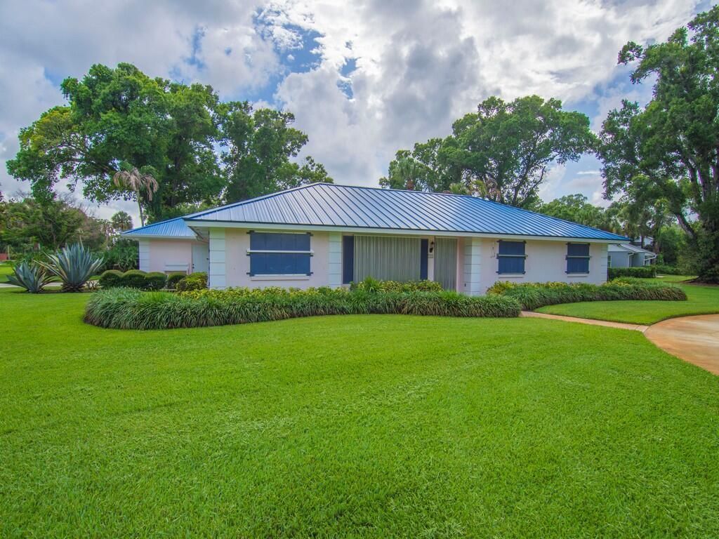 2301 Avalon Avenue, Vero Beach, FL 32960 Photo