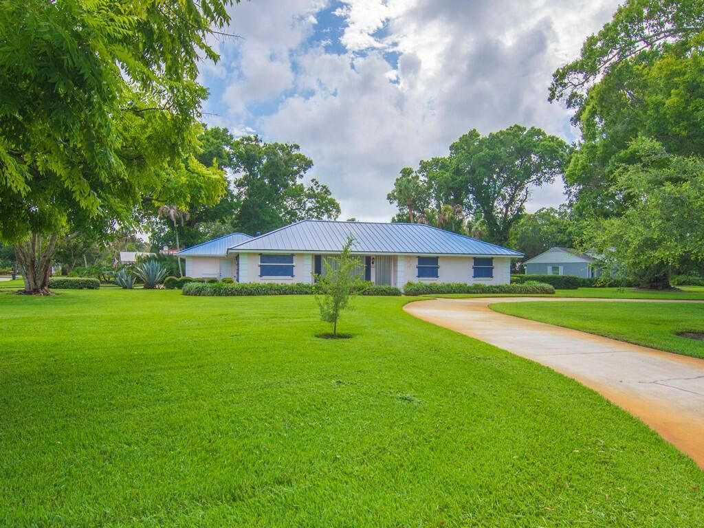2301 Avalon Avenue, Vero Beach, FL 32960 Photo