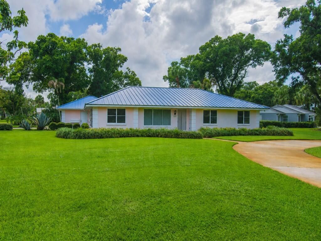 2301 Avalon Avenue, Vero Beach, FL 32960 Photo