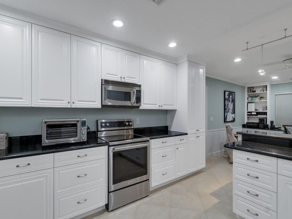 2301 Avalon Avenue, Vero Beach, FL 32960 Photo