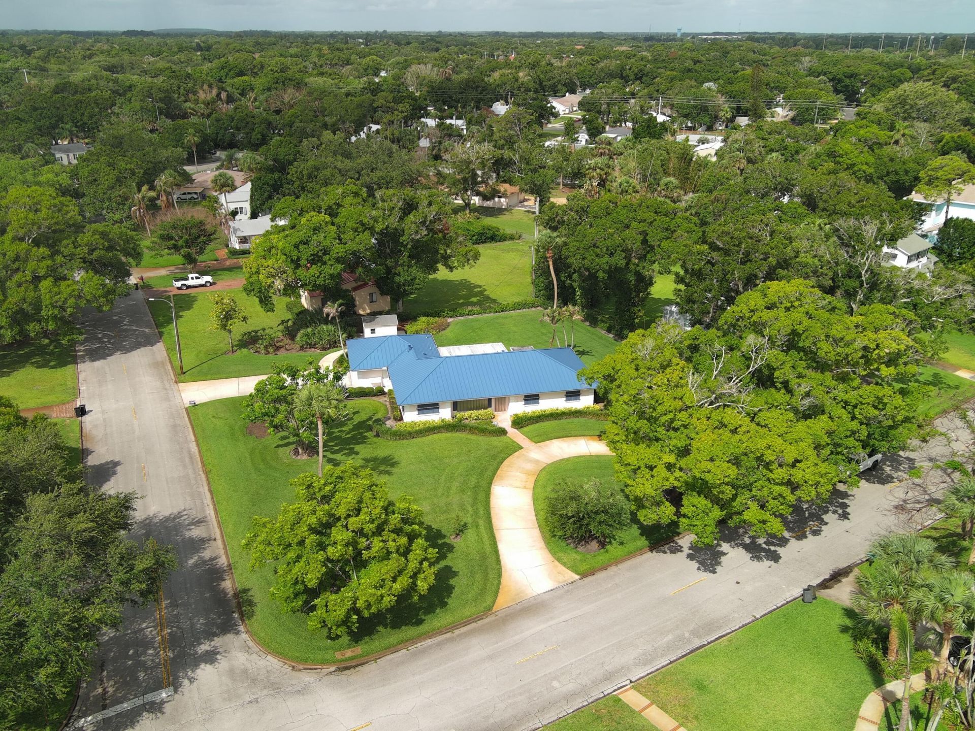 2301 Avalon Avenue, Vero Beach, FL 32960 Photo