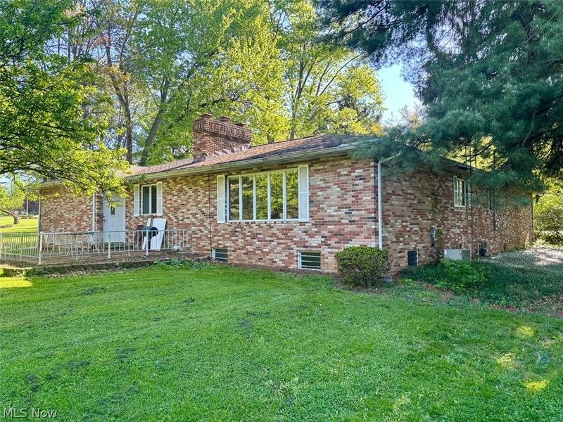 1591 Elberta Avenue SW, North Canton, OH 44709 Photo 4
