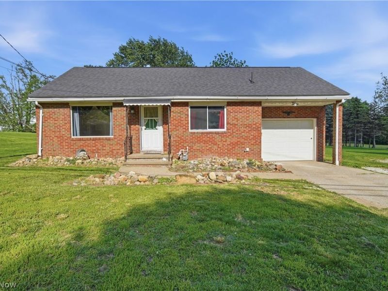 942 32nd Street NW, Massillon, OH 44647 Photo 1