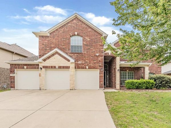 11840 Balta Drive, Fort Worth, TX 76244