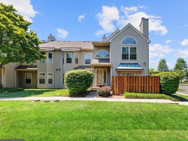 3204 DANBURY COURT, Unit 194, YARDLEY, PA 19067