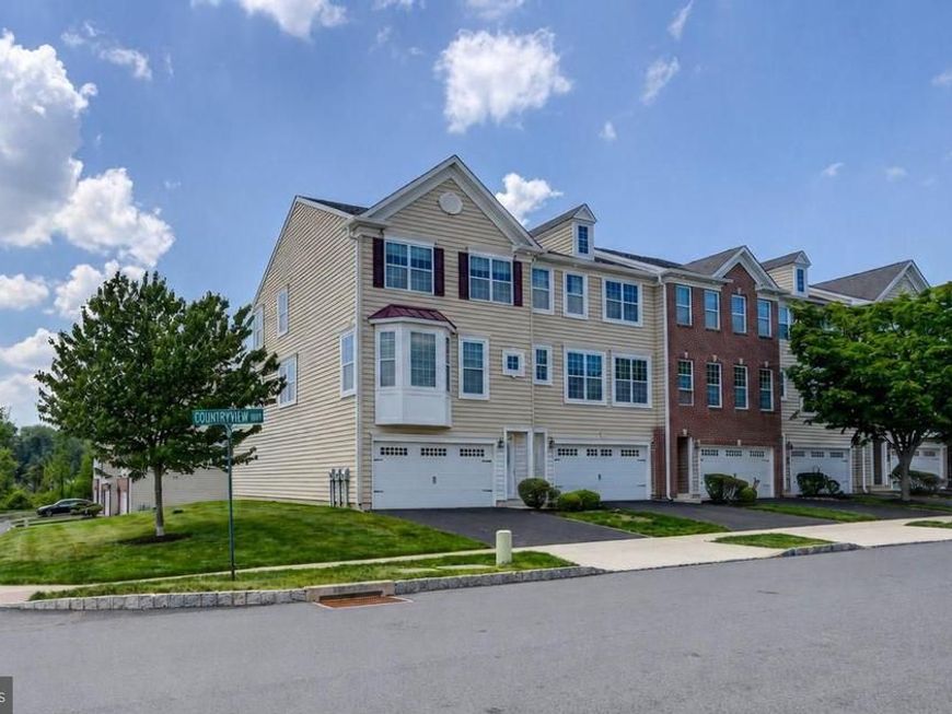 153 Country View Way, Telford, PA 18969 Main Photo
