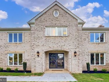 6294 DUNAWAY COURT , MCLEAN, VA 22101