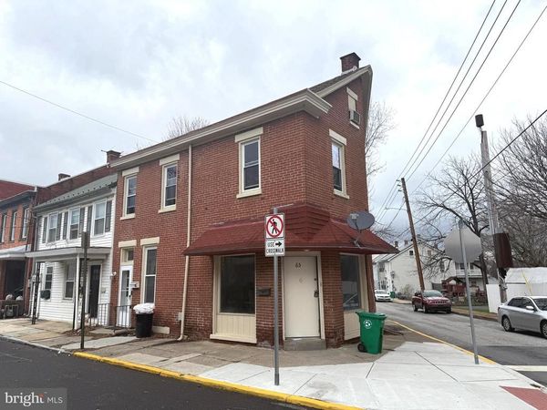 63-65 E PENN STREET , CARLISLE, PA 17013