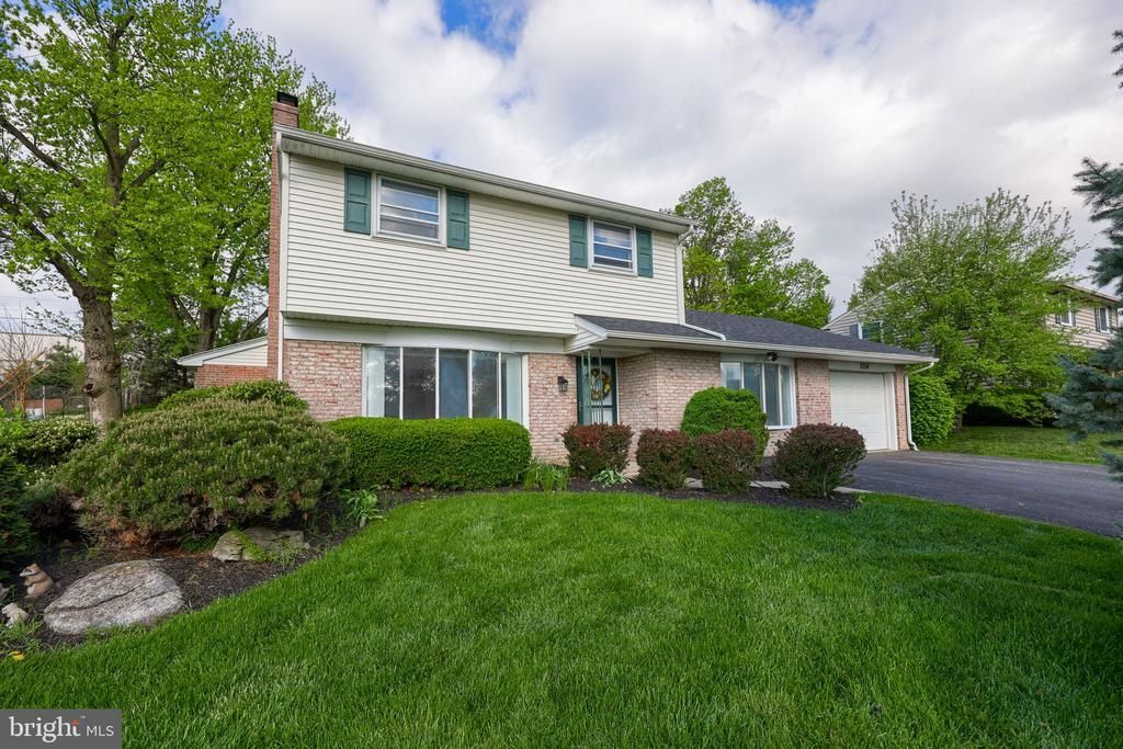 2154 Coventry Road , Lancaster, PA 17601 Main Photo