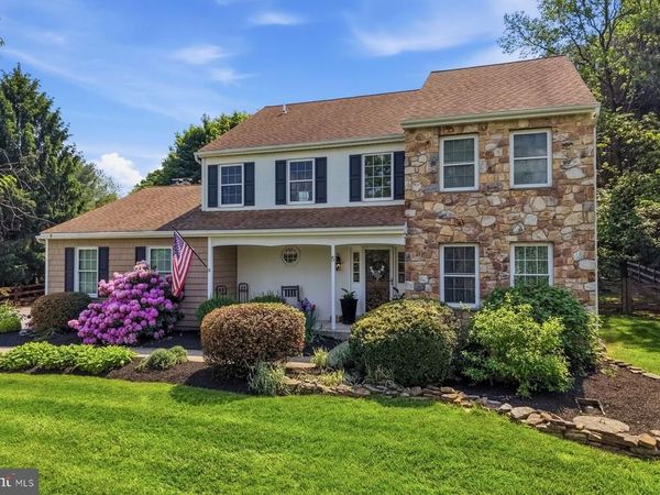 5 MEADOW CREEK LANE, GLENMOORE, PA 19343