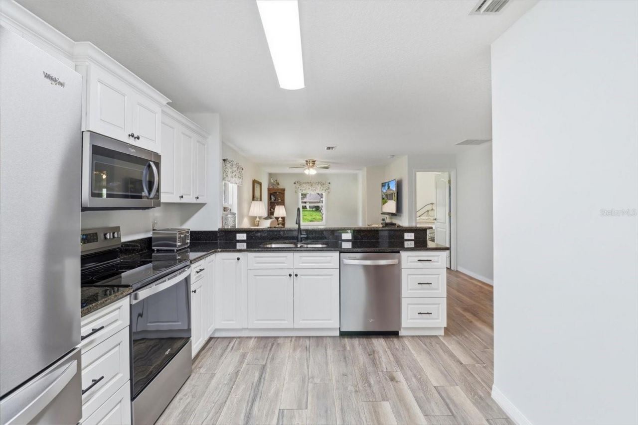 1912 N Havershall Point , Crystal River, FL 34429 Photo
