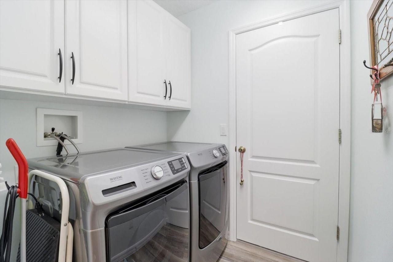 1912 N Havershall Point , Crystal River, FL 34429 Photo
