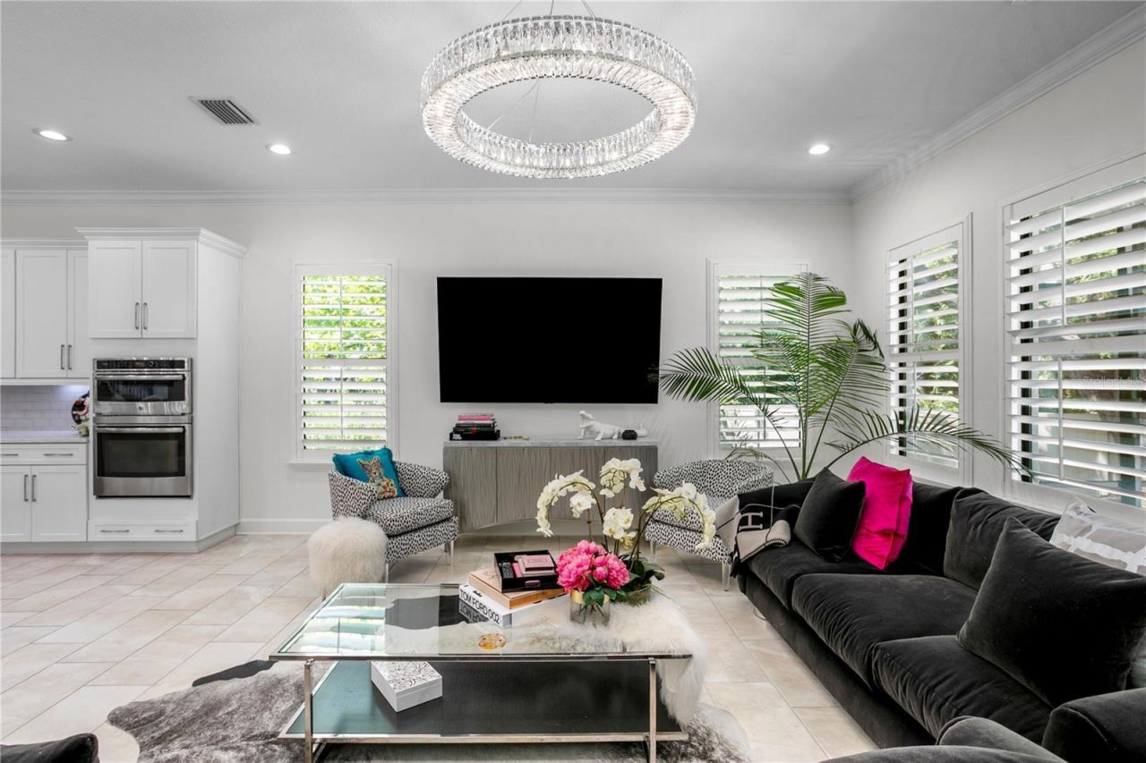 7865 Marsh Pointe Drive, Tampa, FL 33635 Photo
