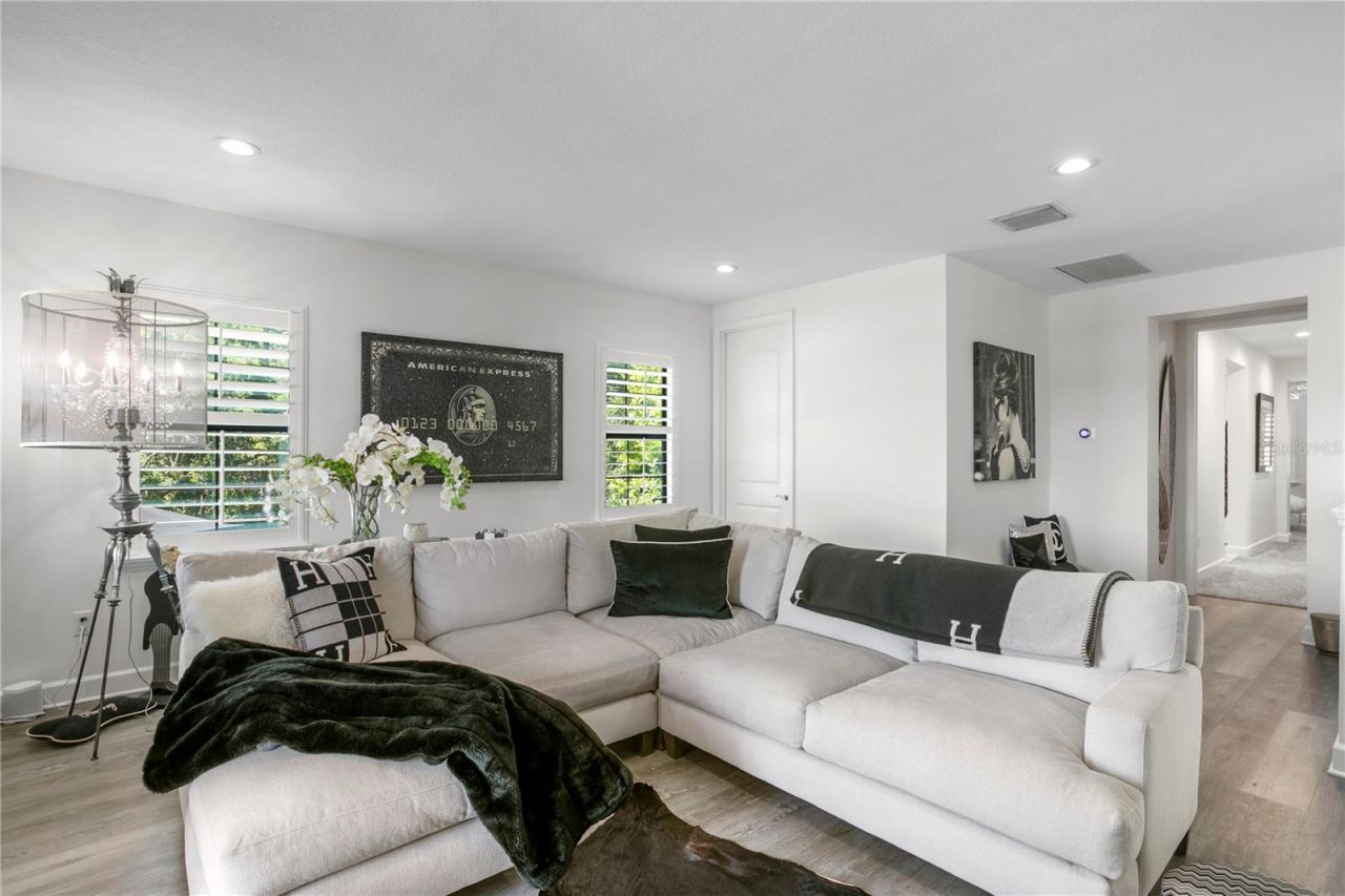 7865 Marsh Pointe Drive, Tampa, FL 33635 Photo