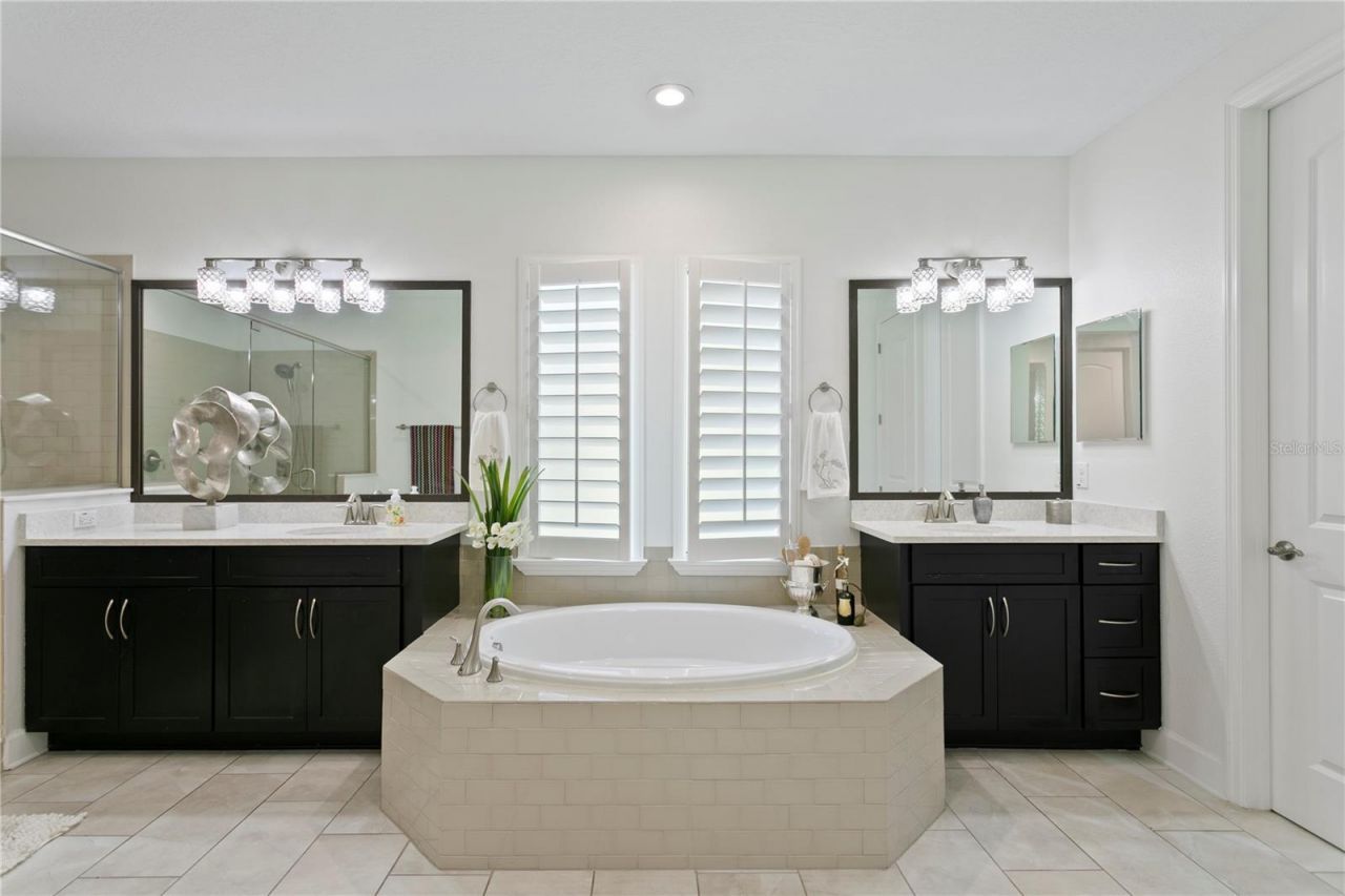 7865 Marsh Pointe Drive, Tampa, FL 33635 Photo