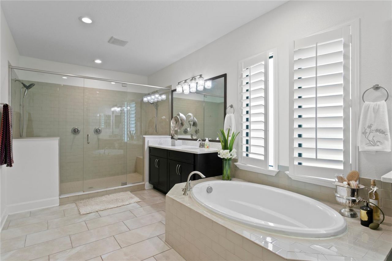 7865 Marsh Pointe Drive, Tampa, FL 33635 Photo