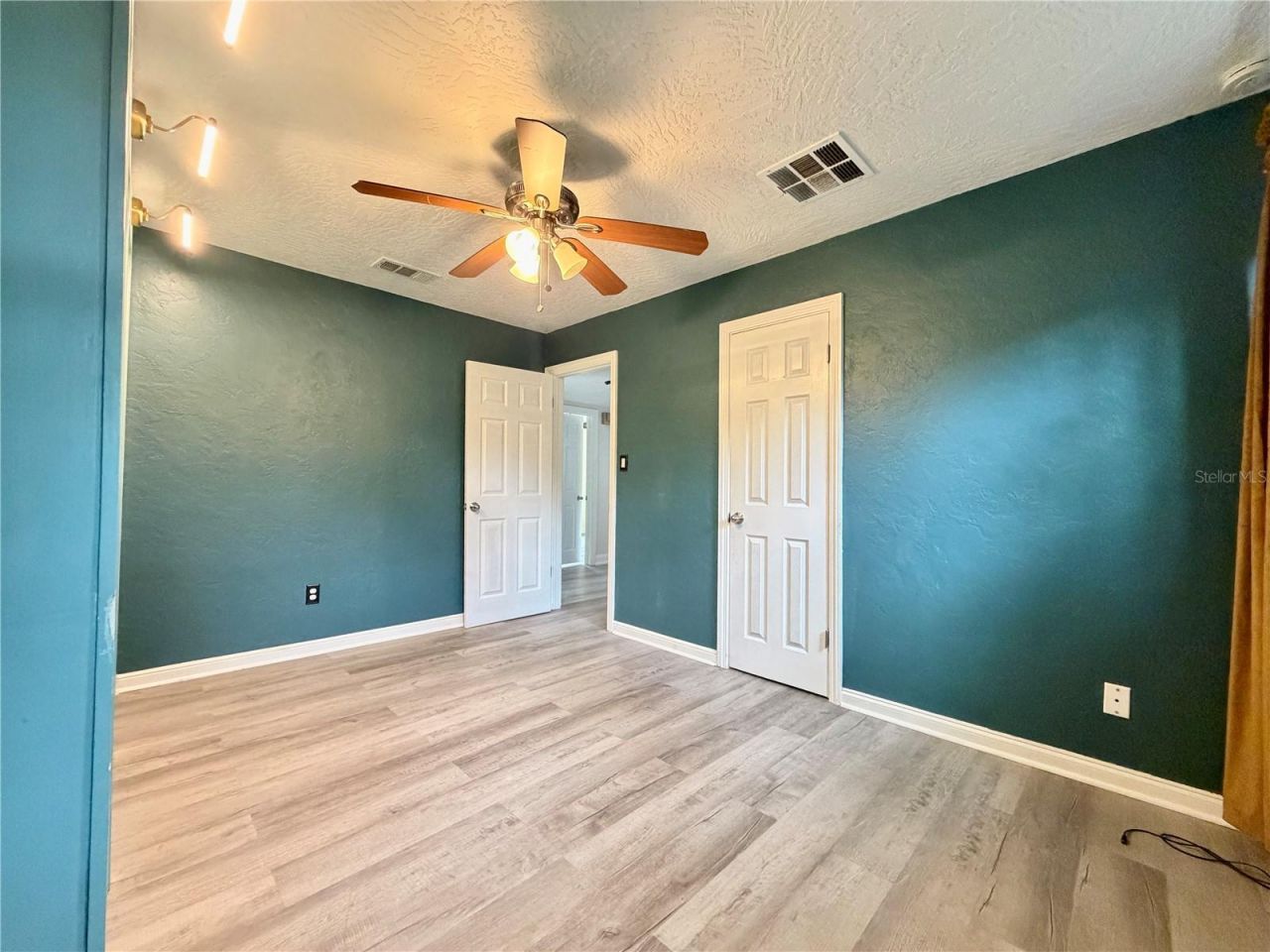 1465 15th Street S, Saint Petersburg, FL 33705 Photo