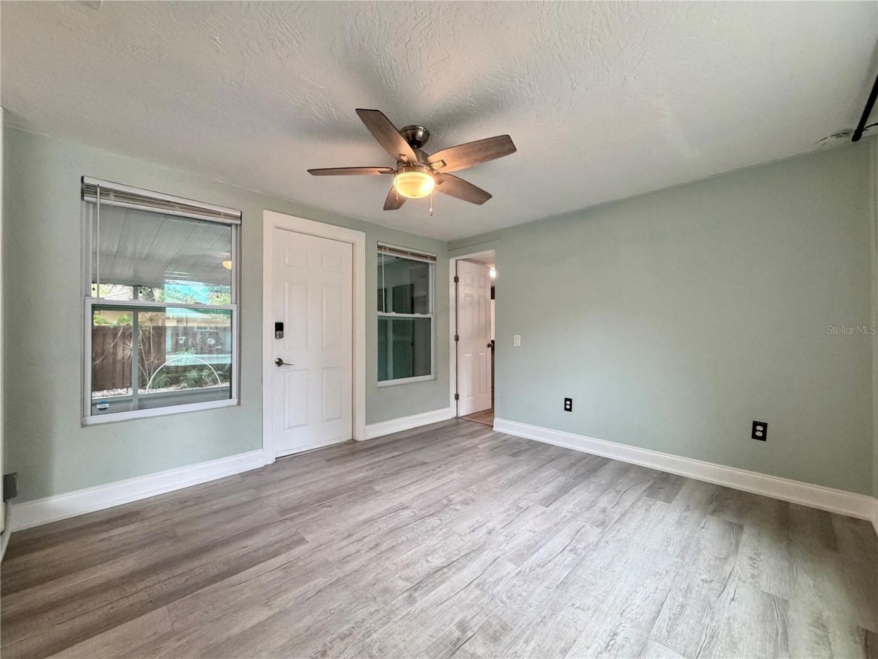 1465 15th Street S, Saint Petersburg, FL 33705 Photo