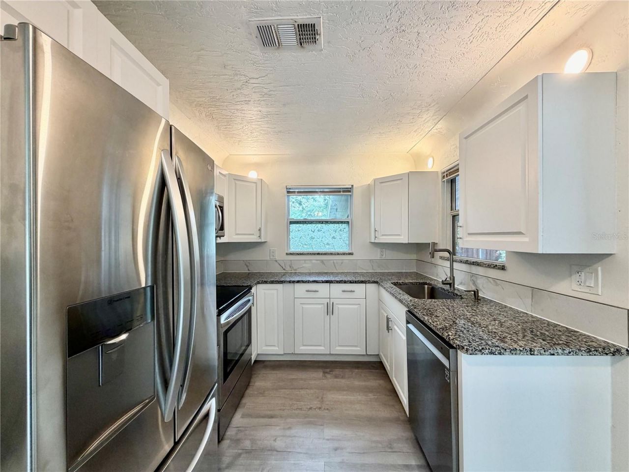 1465 15th Street S, Saint Petersburg, FL 33705 Photo